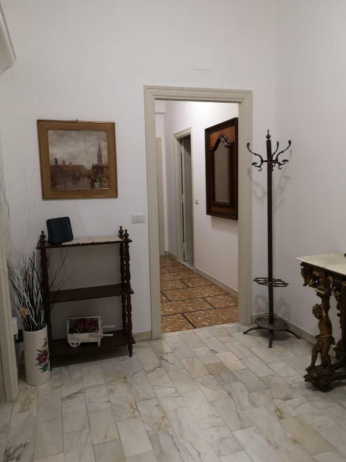 La Casa Di Chiara Apartment Рим Екстериор снимка