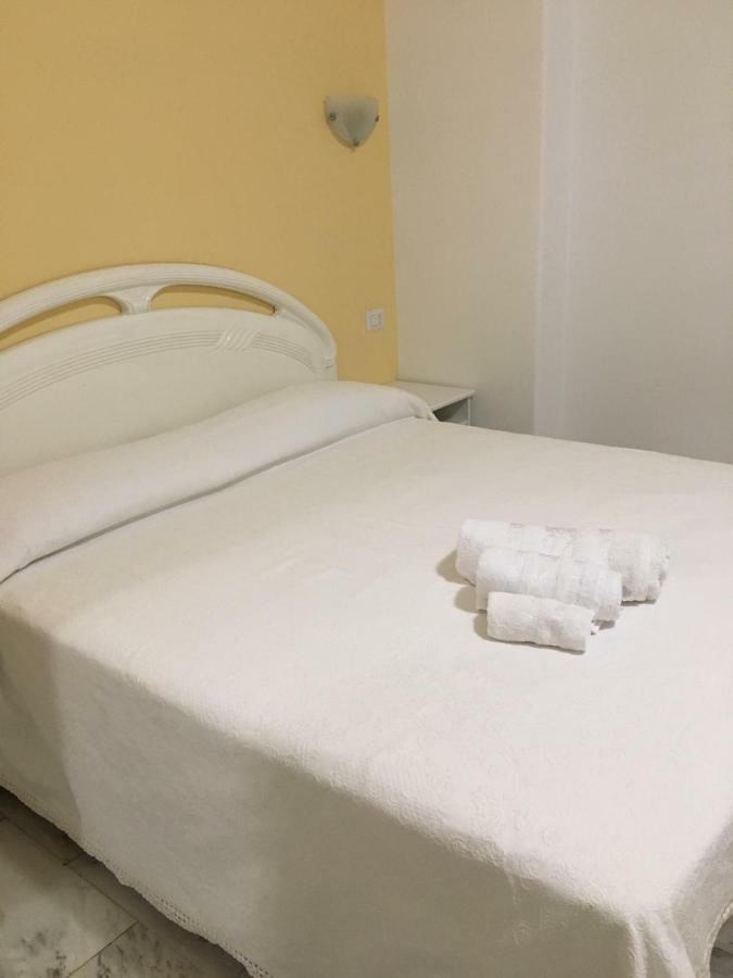 La Casa Di Chiara Apartment Рим Екстериор снимка